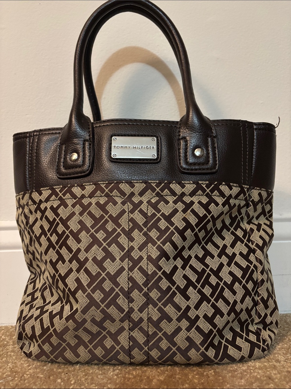 Y2K Tommy Hilfiger Brown and Cream Monogram Tote